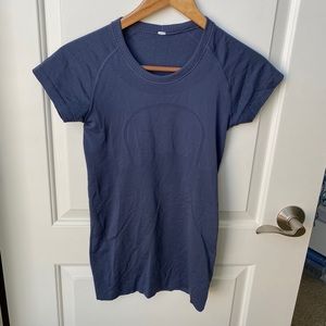 Lululemon Short sleeve